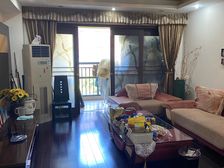 阳光三居室 南北通透 小城花园好房出售