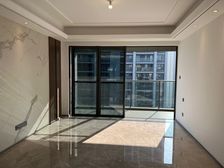 南沙 绿城美的晓风印月 4室2厅 124.53㎡ 380万