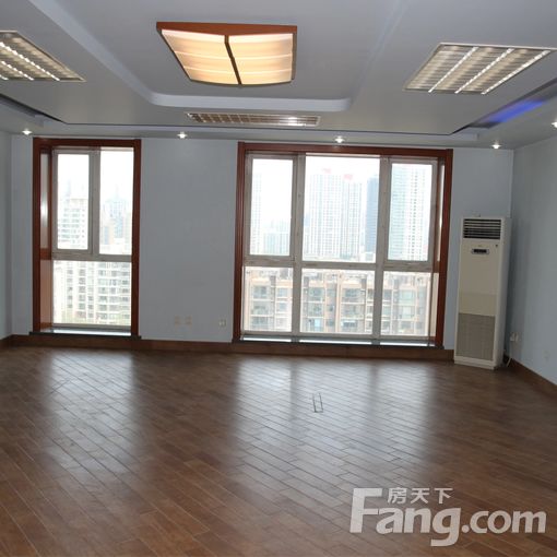  ����԰��װһ�ӳ���ҵ������ֱ�����н���ʱ��ס 