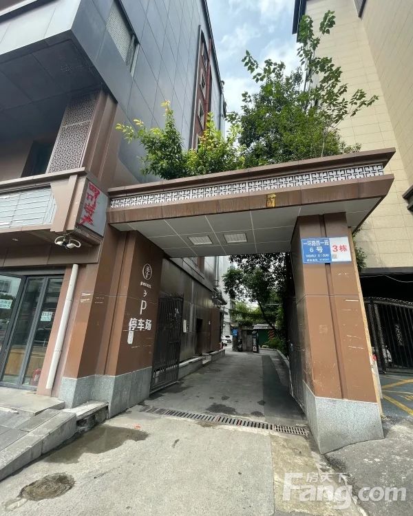 小区相关图