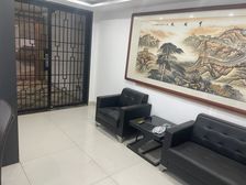 月星国际精装修135平出租