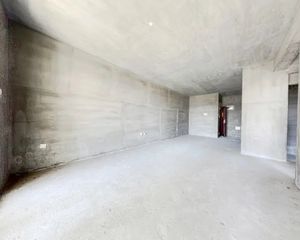 南城 金域中央天越 2室2厅 93.49㎡ 200万