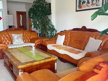 腾冲东方路美域中央大三房,**医院、财富中心商圈,位置绝佳。