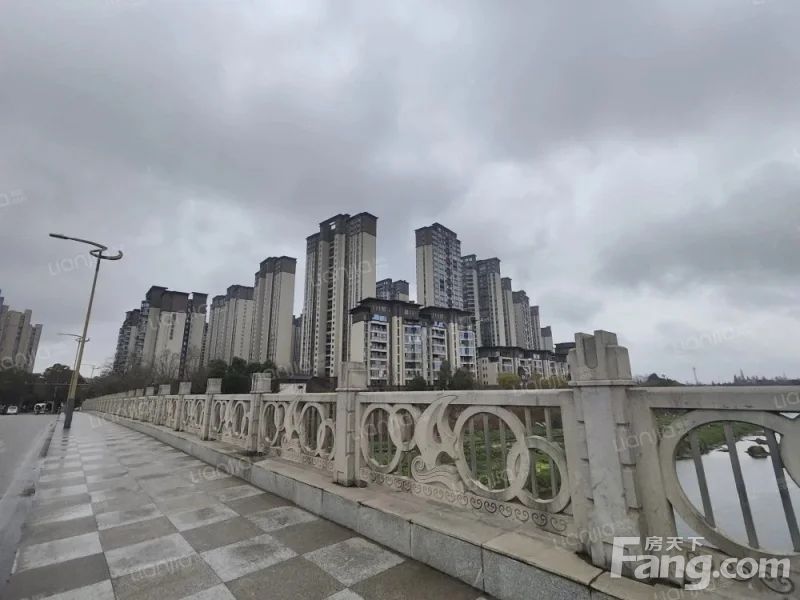 小区相关图
