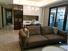 绿城春溪雲庐三居室 东北向通透户型 175万诚意出售