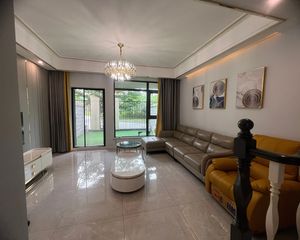 都江堰 揽山墅 4室2厅 93.90㎡ 125万