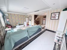 昌平 中海尚湖世家 5室2厅 300.00㎡ 920万