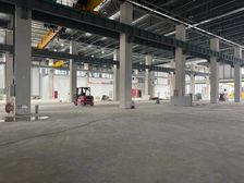 厂房:松江洞泾上海产嵘智慧港 5000平自由割