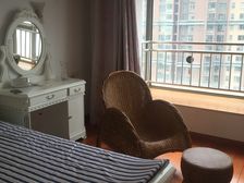 镜湖 世茂滨江花园 3室2厅 138.00㎡ 158万