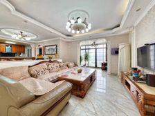 旌阳区 龙湾上城 4室2厅 136.31㎡ 118万带车位