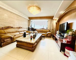 青羊 天合凯旋城 3室2厅 195.40㎡ 398万