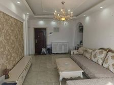 个人精装自住房,拎包入住,电梯小高,随时看房