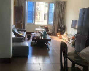 电梯大套三!五津政府家属区,108.75平