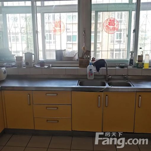  ����ף��ũ��Ժ·580�� 2��2�� 120�O 2500Ԫ/�� 