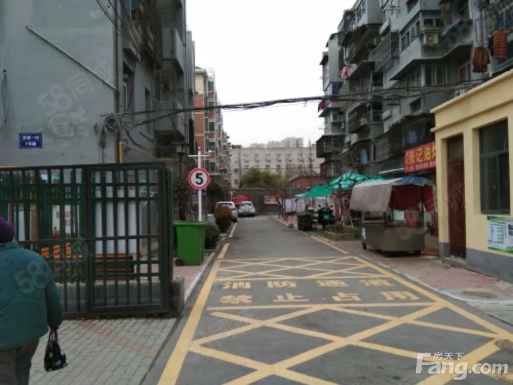 小区相关图