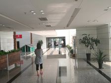 个人出售132平米紧邻地铁五A级写字楼