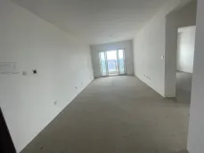 ���鷿