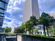澄湖路恒润国际甲级写字楼196平出租,交通便利环境优