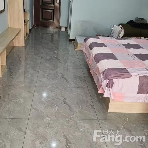  ���ض���Ƭ��δ������ 1��1�� 47�O 1100Ԫ/�� 