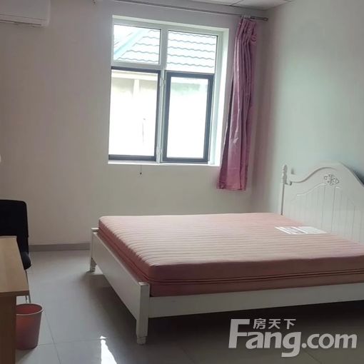  ��ƽ���߼Ҷ�ɳ��ׯ��ס�� 1��1�� 18�O 1100Ԫ/�� 