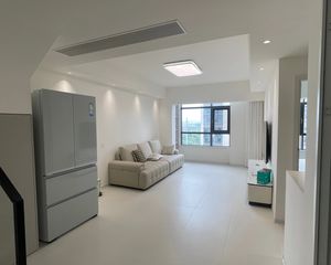 房东直出精装套4。拎包入住