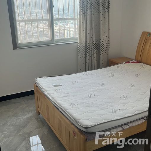  ����ɴ��·���ر� 1��1�� 55�O 1200Ԫ/�� 