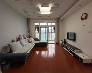 锦江 东湖国际 3室2厅 88.74㎡ 218万