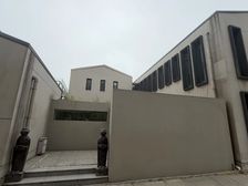 独栋庭院带办公家具