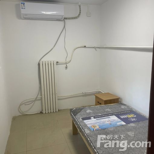 ������������Է��һ��Ժ 8��1�� 130�O 2000Ԫ/�� 