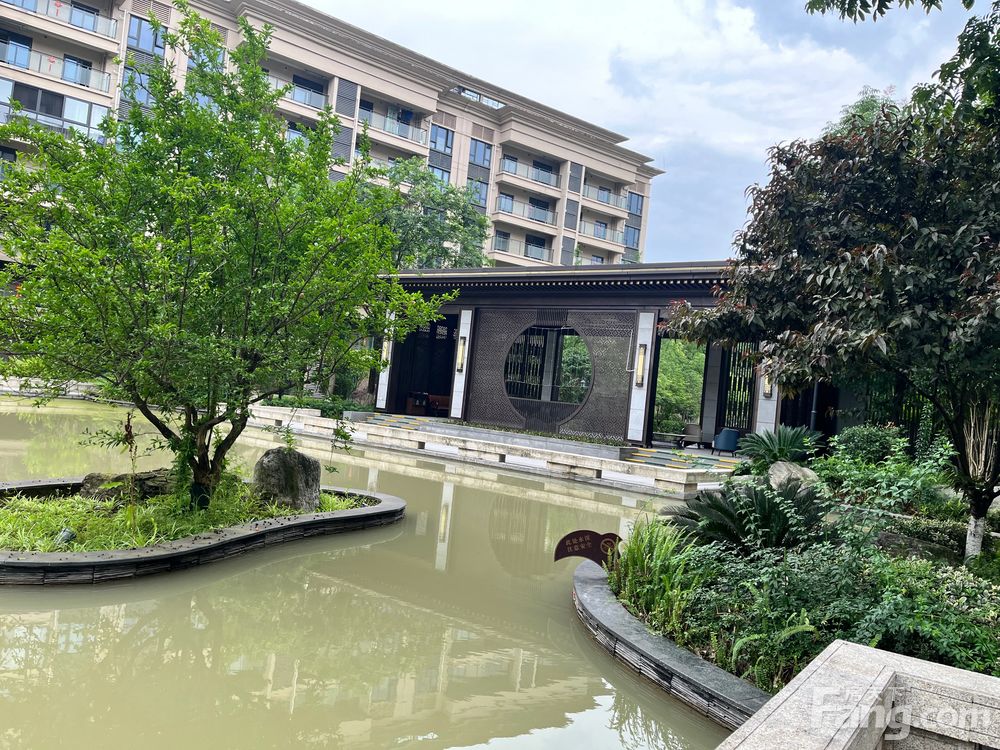 小区相关图