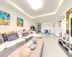 天府新区 洛森堡新殿 3室2厅 92.79㎡ 112万