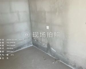 宜阳 洛阳绿地城 3室1厅 100.57㎡ 66万