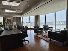 银泰国际,房东直租,270度一线江景,精装修,带家具