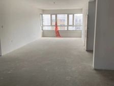 香坊 中北春城三期 3室2厅 169.12㎡ 170万