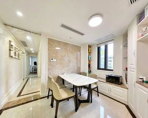 杨浦 中原路28弄小区 3室2厅 129.78㎡ 720万