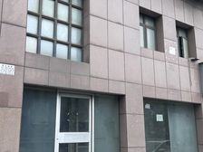 立方城临街商铺出租,面宽9.6米,层高6米,适合多种经营