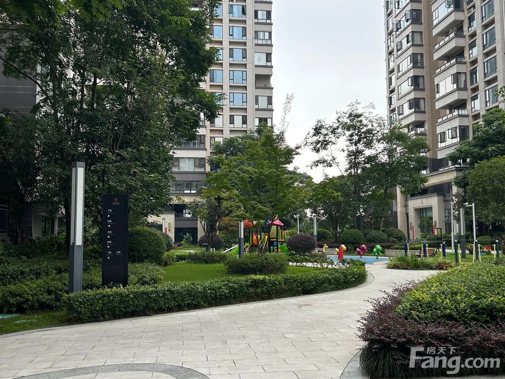 小区相关图