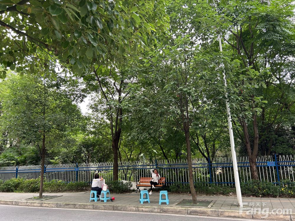 小区相关图