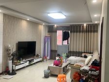 金秋花园 3室2厅 130.00㎡ 70万
