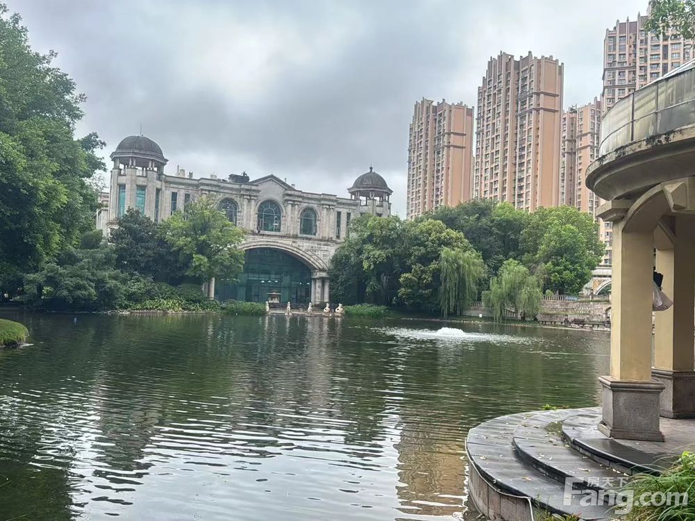 小区相关图