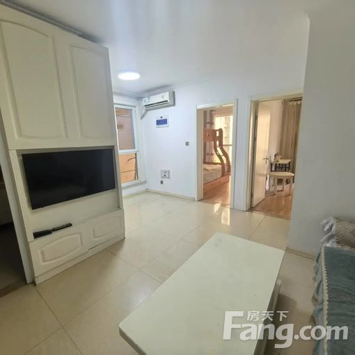  �ҳǺ�����ƽ��·�Ҹ���С��77ƽ�׺������� 2��1��1�� 