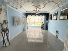 凤城 胜利黄海花园 一楼121平精装修,带家具家电,售60万